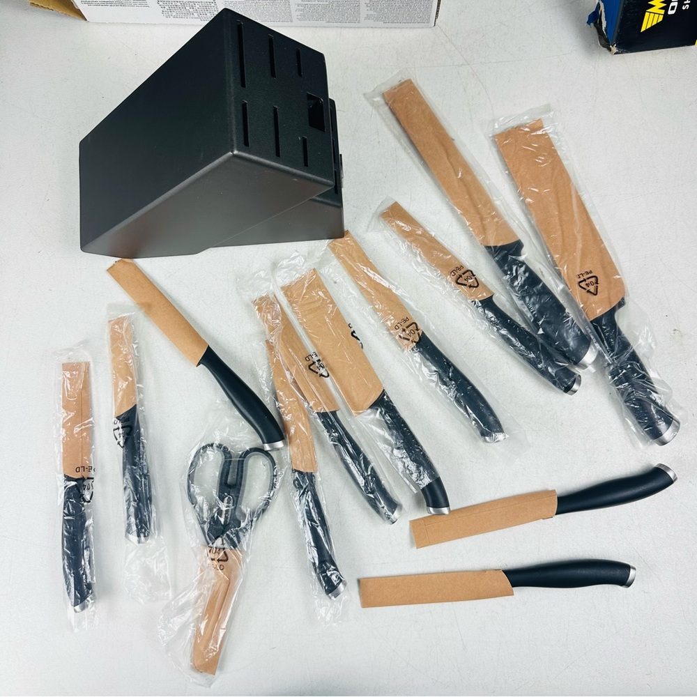 HENCKELS Silvercap Razor-Sharp 14-Piece Knife Set, Chef Knife, Paring